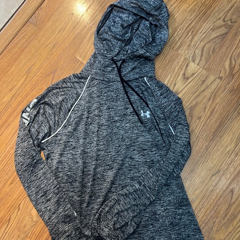 Under armor hooded running shirt